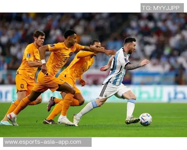 梅西罗纳尔多带领球队征战世界杯新篇章踢出世纪之战挑战历史纪录